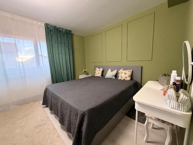Duplex cu 5 camere cu Canalizare în Central