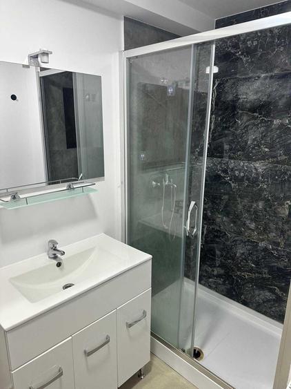Inchiriez apartament cu 3 camere in centrul Bistritei, - 1