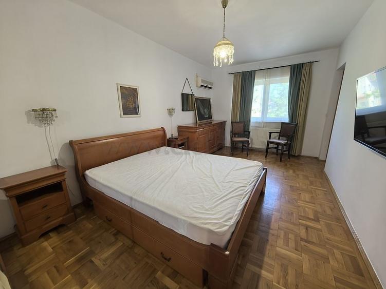 Casă individuală cu 4 camere cu Piscina în Pipera