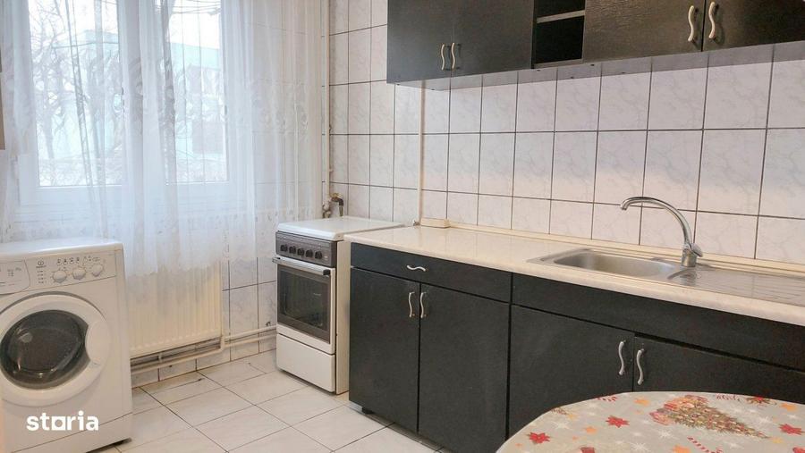 Apartament cu 2 camere decomandat în Drumul Taberei — fotografia 1