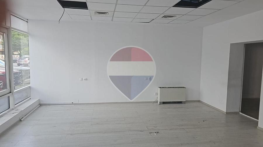 Spațiu comercial, de 115 mp, în Balotești