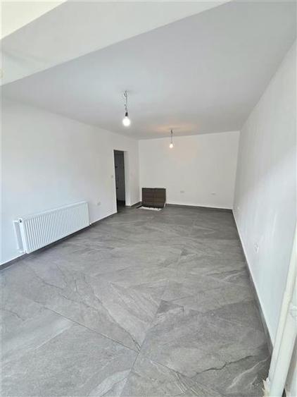 Spațiu comercial, de 63.680000305176 mp, în Casa de Cultură