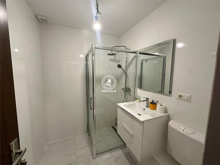 Apartament cu 3 camere decomandat, mobilat în Tătărași