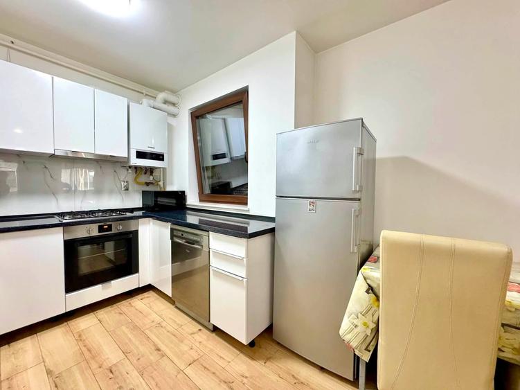 Apartament cu 2 camere semidecomandat în Mărăști
