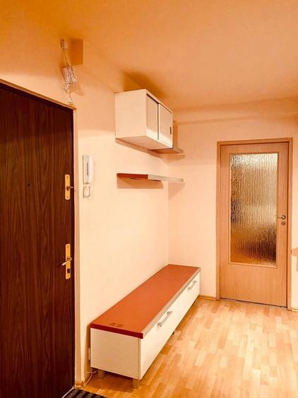 Apartament cu 2 camere decomandat în Exterior Vest