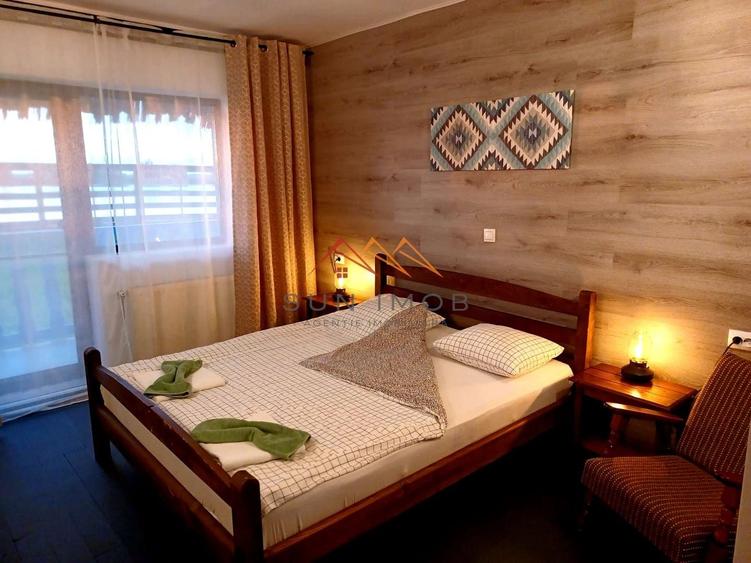 Casă individuală cu 13 camere cu Piscina în Mila 23