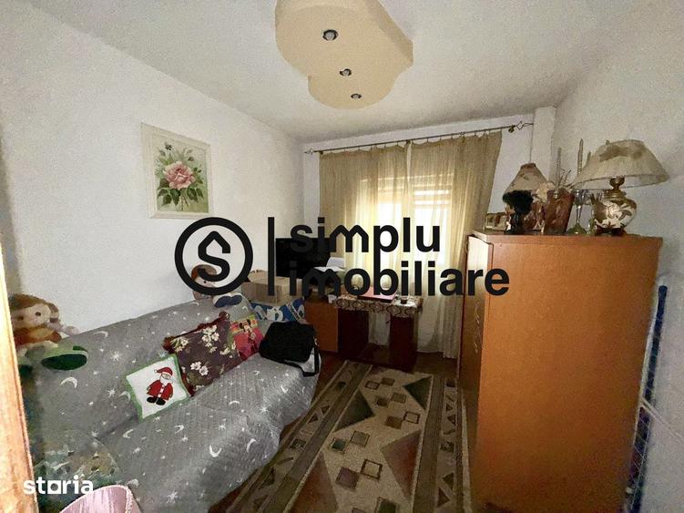 Apartament cu 3 camere decomandat în Robănești