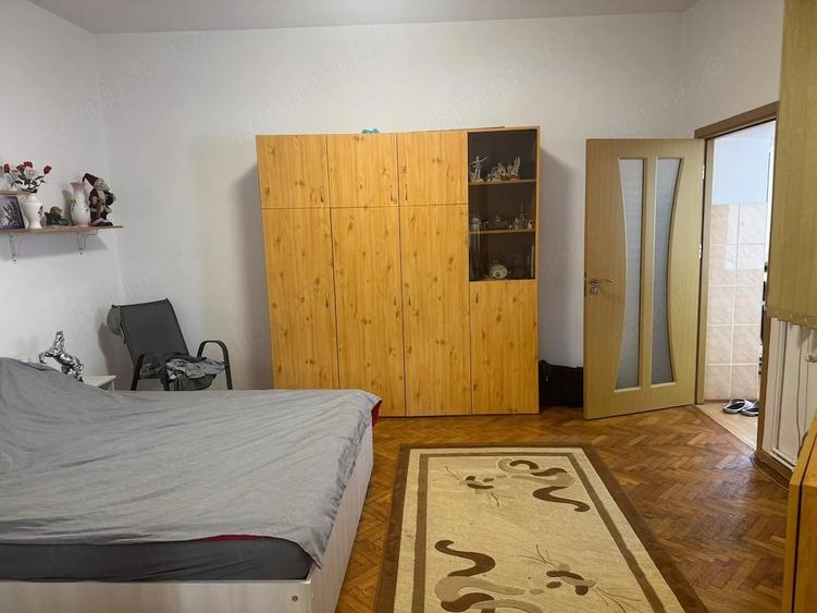 Casă cu 5 camere cu Teren 1690 Mp în Turcheș