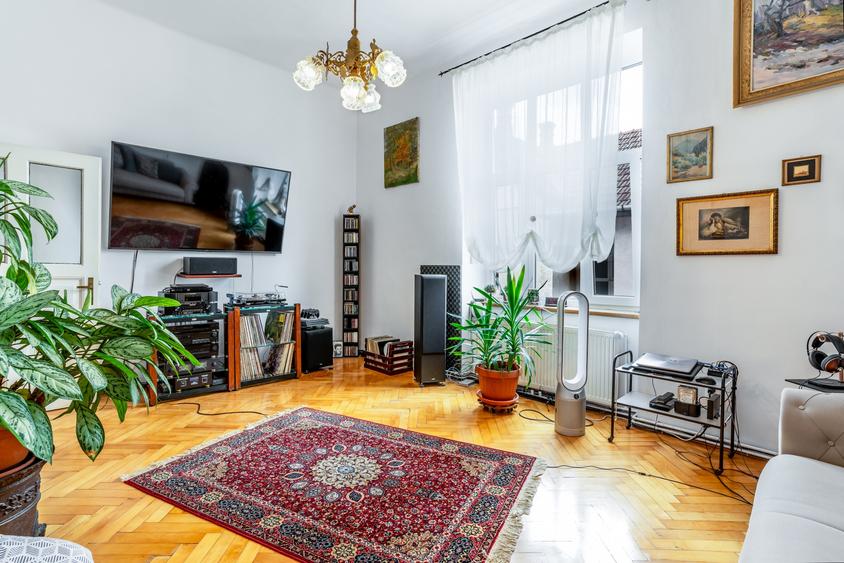 Duplex cu 5 camere cu Canalizare în Andrei Mureșanu