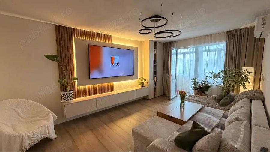 Apartament cu 2 camere decomandat în Central