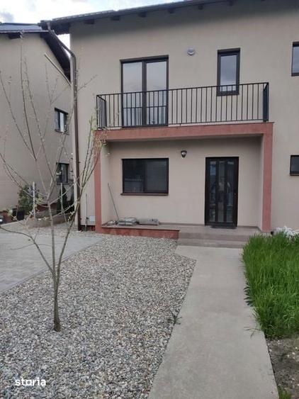 Inchiriez casa tip duplex - 3