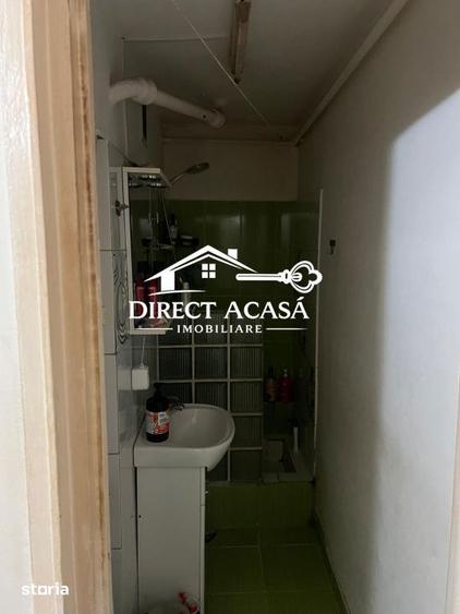 Apartament cu 2 camere în Rovinari