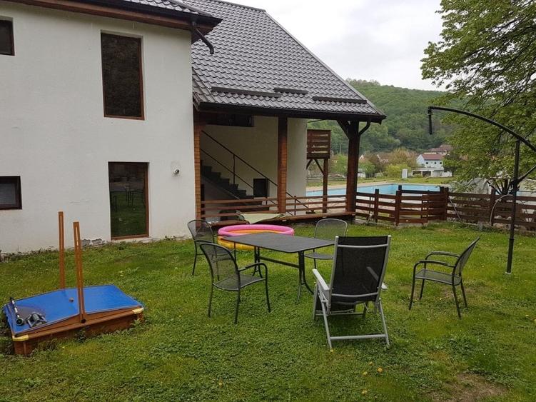 Casă individuală cu 3 camere cu Teren 600 Mp în Lendt