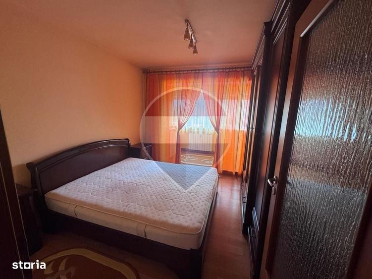 Apartament cu 3 camere decomandat în Iosia