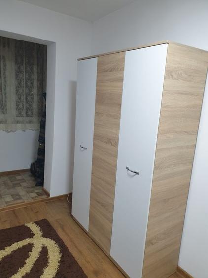 Apartament cu 2 camere nedecomandat în Malu Roșu