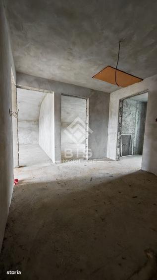 Casă cu 4 camere cu Teren 1000 Mp în Central