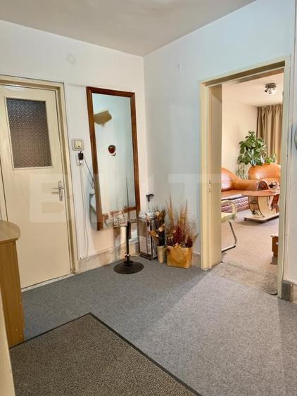 Apartament cu 3 camere decomandat, mobilat în Ultracentral