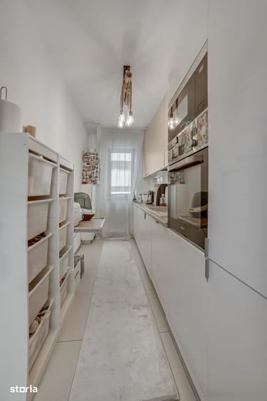 Apartament cu 4 camere decomandat, mobilat în Sisești