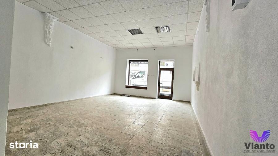 Spațiu comercial, de 58 mp, în Central