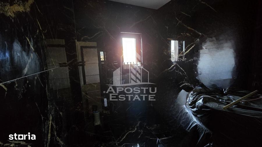 Casă cu 5 camere cu Teren 350 Mp în Ghiroda