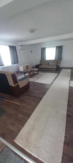 Casă cu 4 camere cu Teren 540 Mp în Malu Mare
