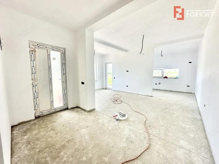 Duplex cu 3 camere si 2 bai - 76 mp utili - Bucovat - 2