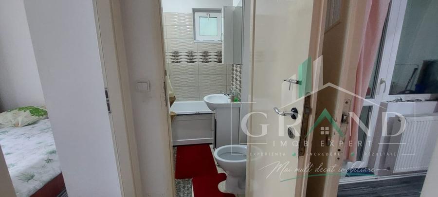 Apartament cu 3 camere semidecomandat, mobilat în Mănăștur