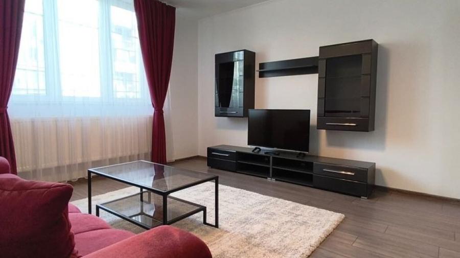 Apartament cu 2 camere decomandat în Cetate