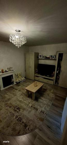 Apartament cu 3 camere decomandat în Negru Vodă