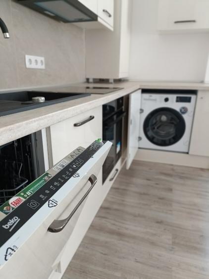 Inchiriez apartament cu garaj subteran - 8