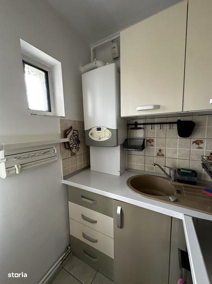 Apartament cu 3 camere în Eremia