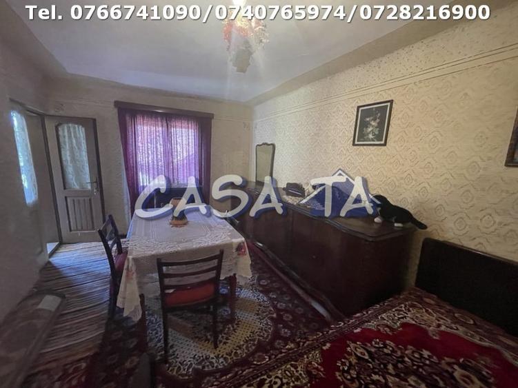 Casă individuală cu 4 camere cu Canalizare în Runcu