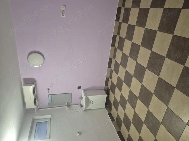 Casă cu Teren 164 Mp în Delfinariu