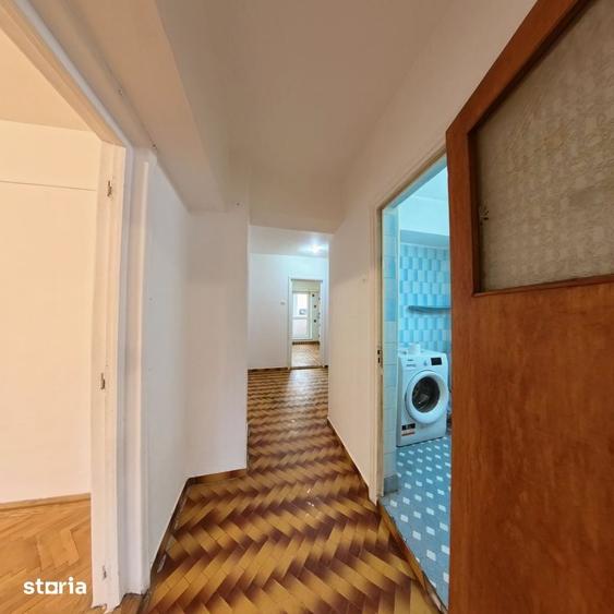 Apartament cu 4 camere decomandat în 13 Septembrie