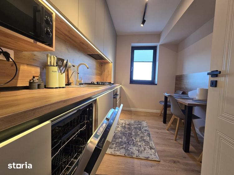 Apartament cu 3 camere în Est