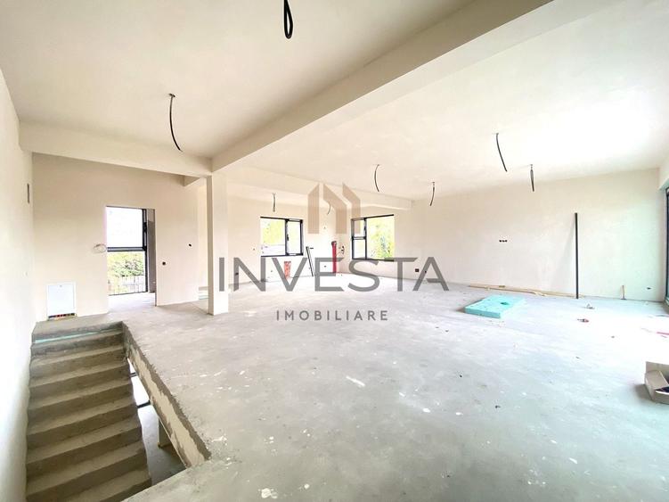 Duplex cu 4 camere cu Canalizare în Europa