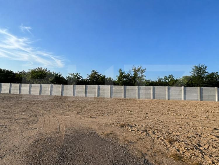 Teren Construcții intravilan de 687 mp, în Nord