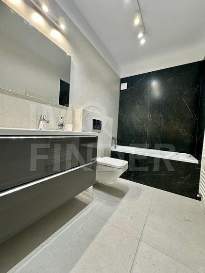 Apartament cu 3 camere semidecomandat, mobilat în Borhanci