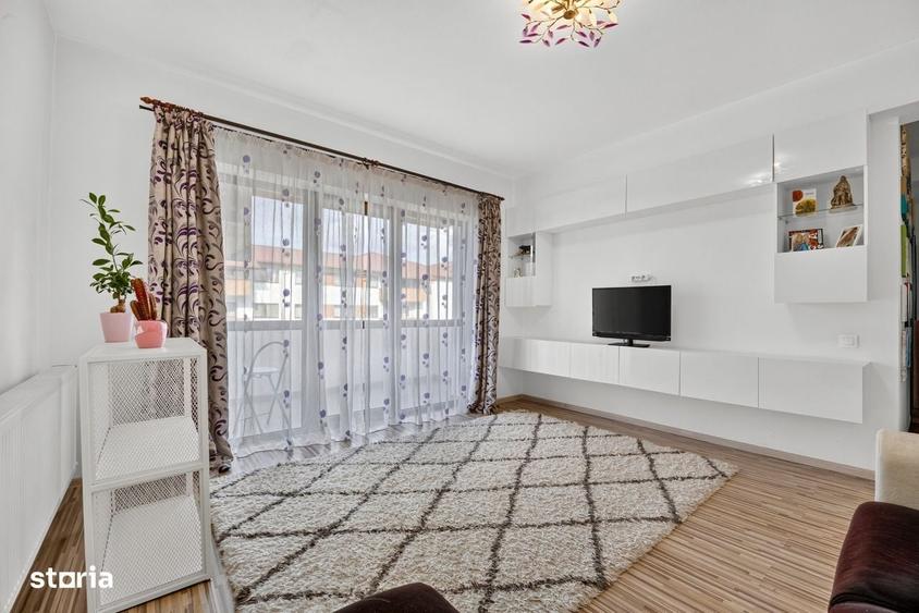 Apartament cu 3 camere decomandat în Sânpetru