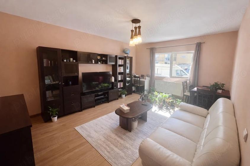 Apartament cu 2 camere decomandat în Vasile Aaron