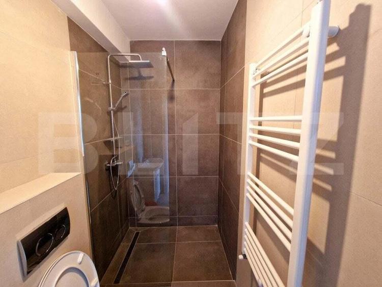 Casă cu 4 camere cu Teren 550 Mp în Stupini