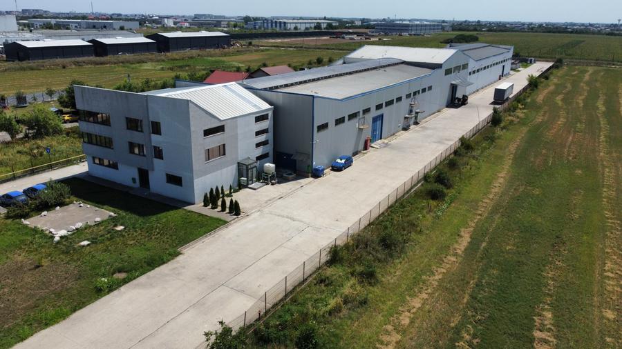 Spațiu industrial, de 7,842 mp, în Clinceni