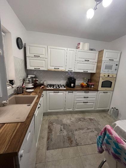 Casă cu 3 camere cu Teren 260 Mp în Central
