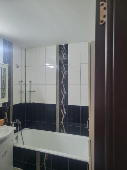 Apartament cu 2 camere semidecomandat în Militari