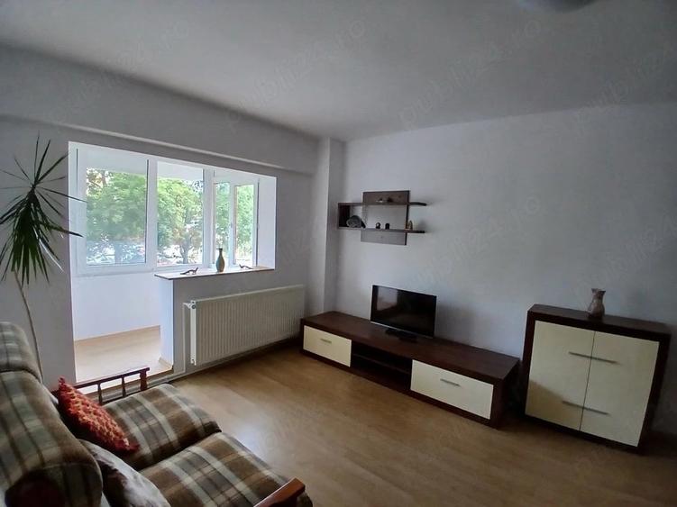Apartament cu 2 camere decomandat în Județean