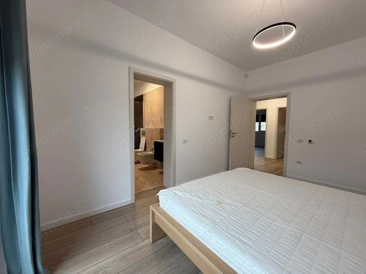 Casă cu 4 camere cu Teren 250 Mp în Central