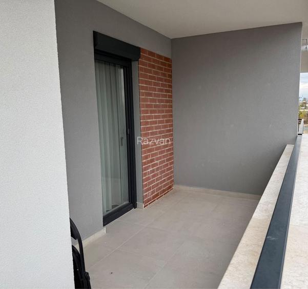 Prima inchiriere, apartament cu 2 camere, Turnisor, Green Hill. 47mp utili + balcon 10mp
