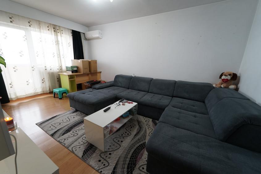 Apartament cu 4 camere decomandat, mobilat în Mărăști