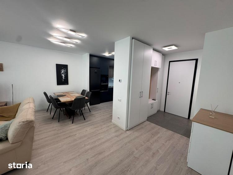 Casă cu 5 camere cu Teren 70 Mp în Central