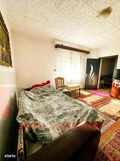 Casă cu 3 camere cu Teren 700 Mp în Central